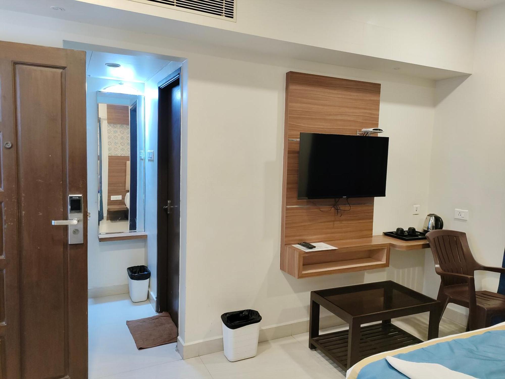 Sma Grand Inn, Triplicane Chennai Exterior photo