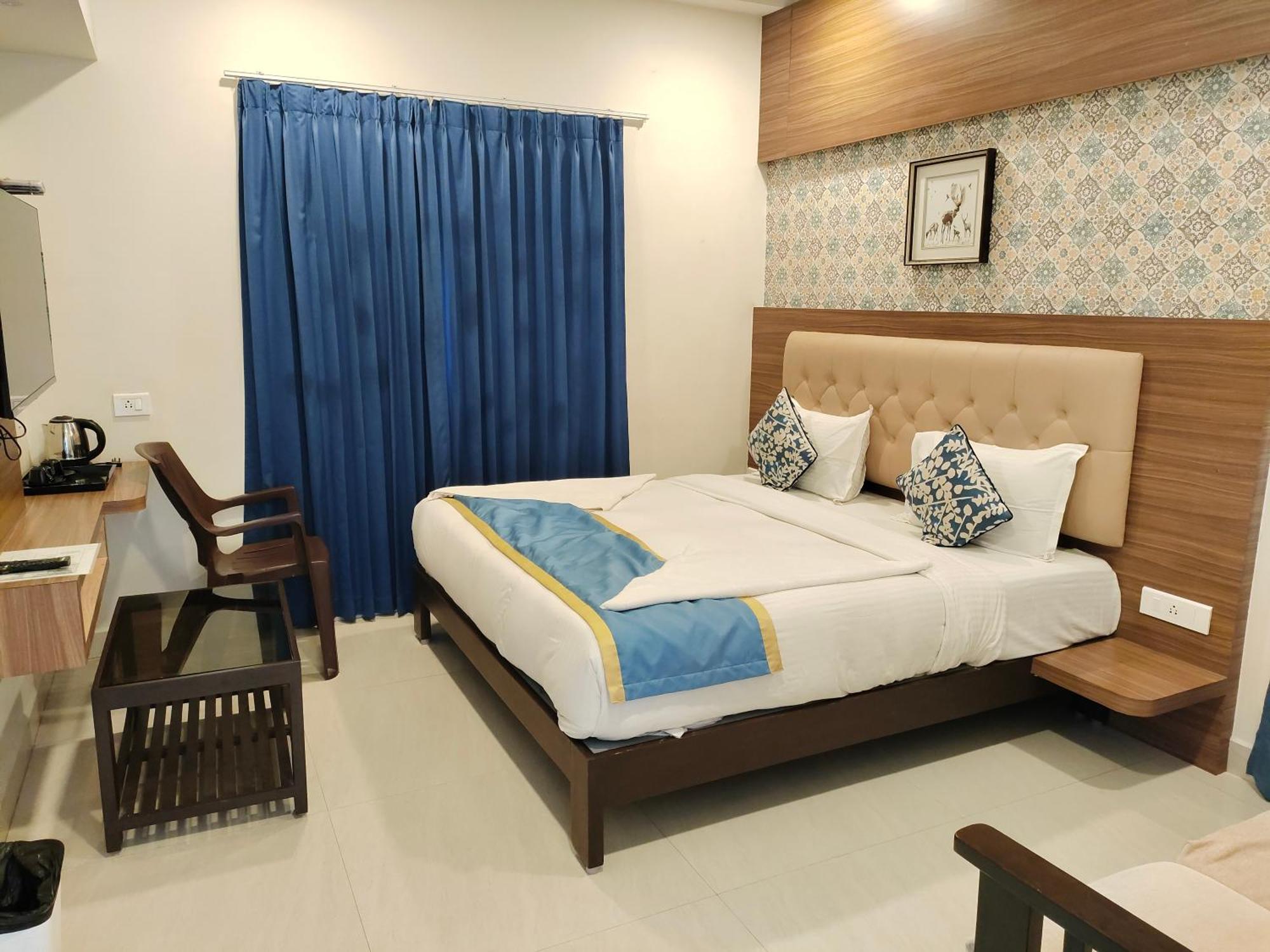 Sma Grand Inn, Triplicane Chennai Exterior photo