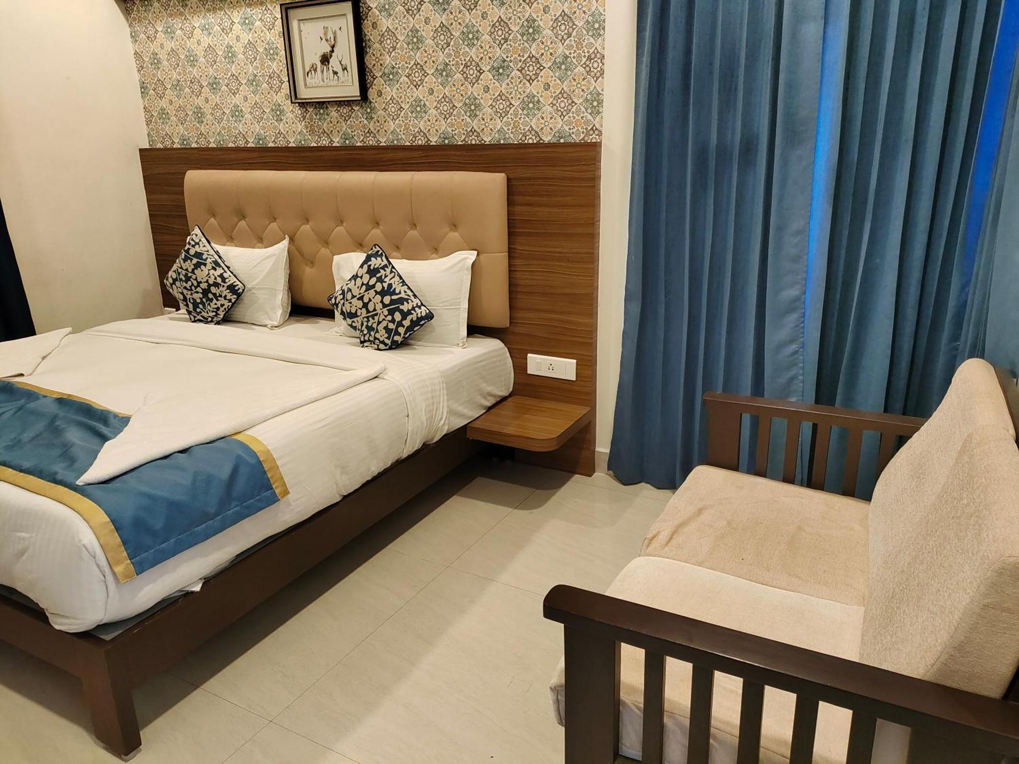 Sma Grand Inn, Triplicane Chennai Exterior photo